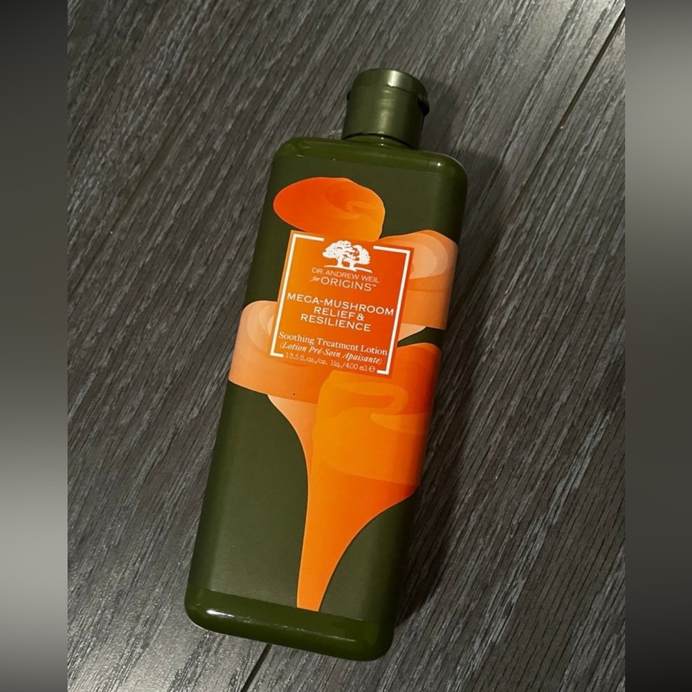 Origins mega-mushroom relief and resilience soothing treatment lotion